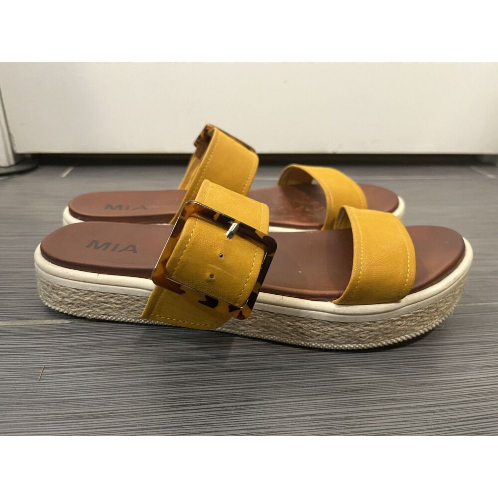 MIA Carleen Platform Sandals Size 10